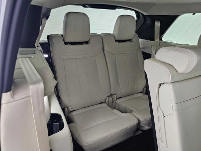 2026 Land Rover Range Rover SE
