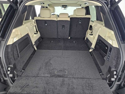 2026 Land Rover Range Rover SE