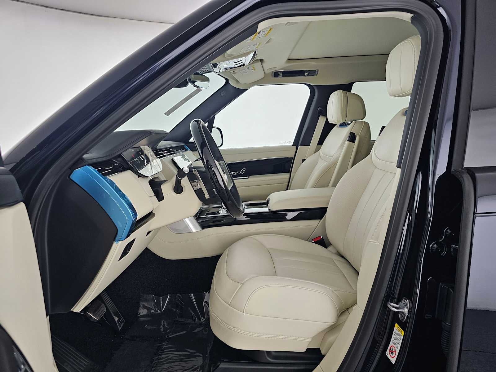 2026 Land Rover Range Rover SE