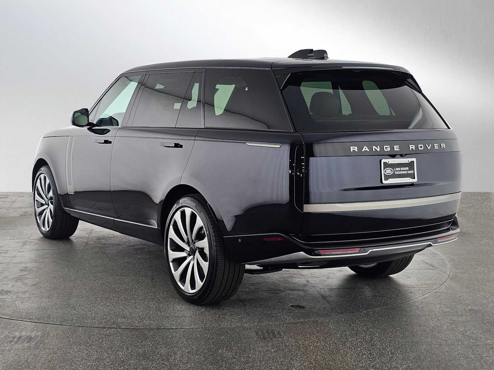 2026 Land Rover Range Rover SE