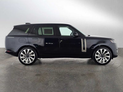 2026 Land Rover Range Rover SE