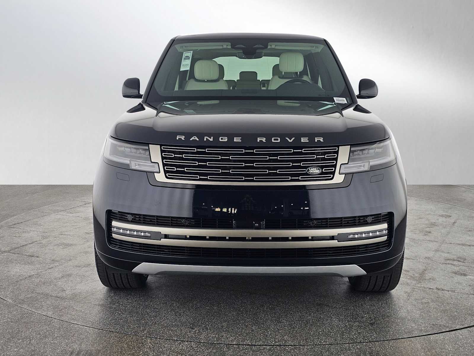 2026 Land Rover Range Rover SE
