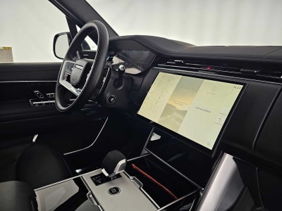2026 Land Rover Range Rover SE