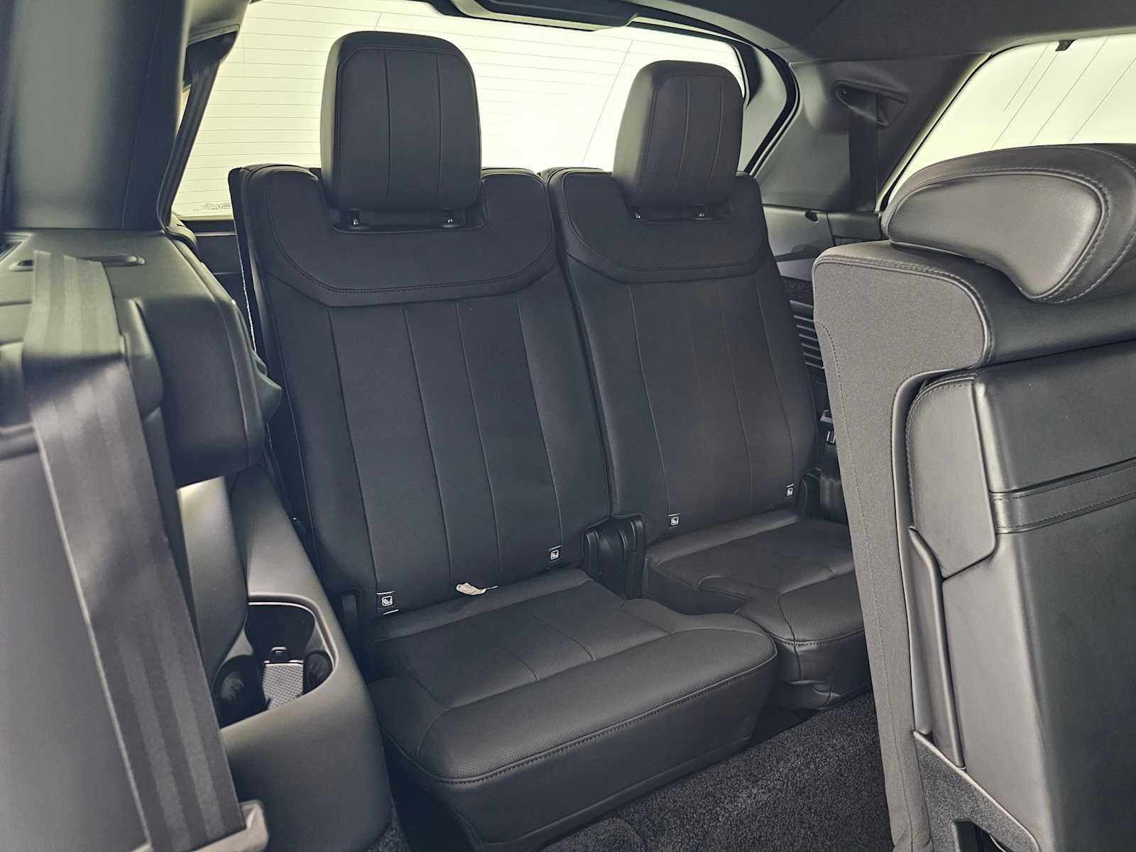 2026 Land Rover Range Rover SE