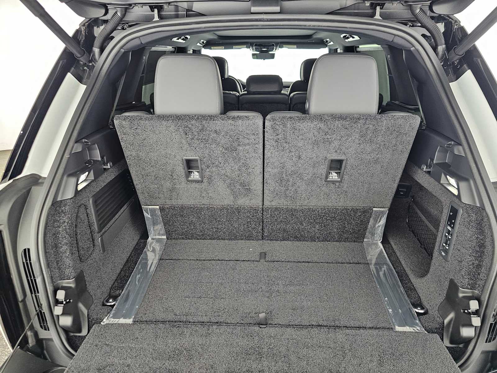 2026 Land Rover Range Rover SE