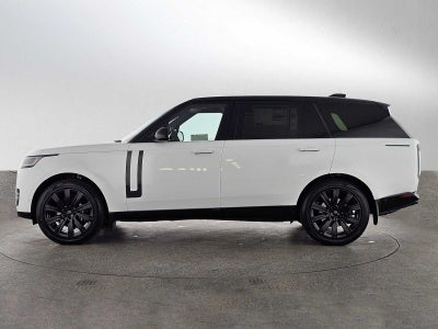 2026 Land Rover Range Rover SE