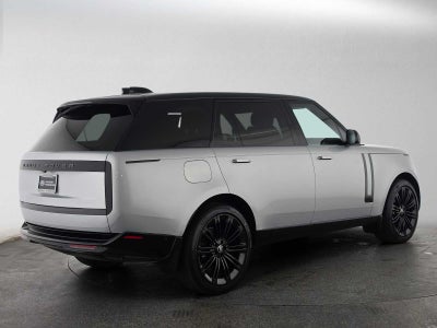 2025 Land Rover Range Rover SE