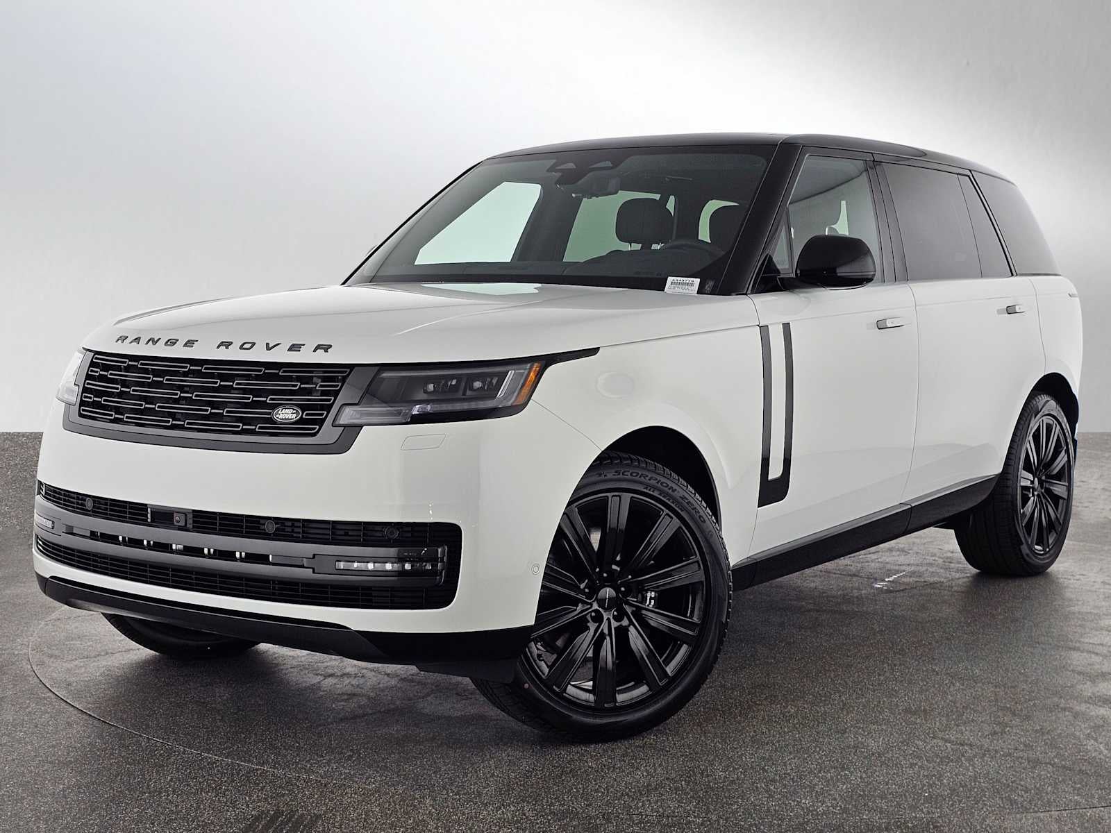 2026 Land Rover Range Rover SE