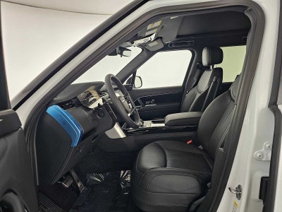 2026 Land Rover Range Rover SE