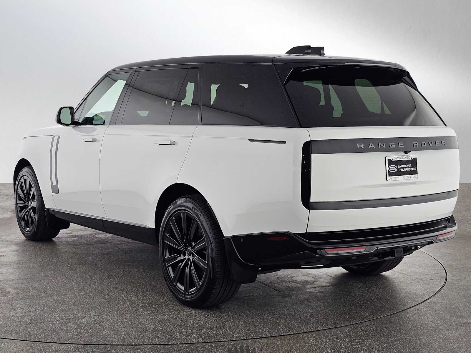 2026 Land Rover Range Rover SE