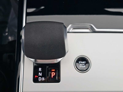 2026 Land Rover Range Rover SE