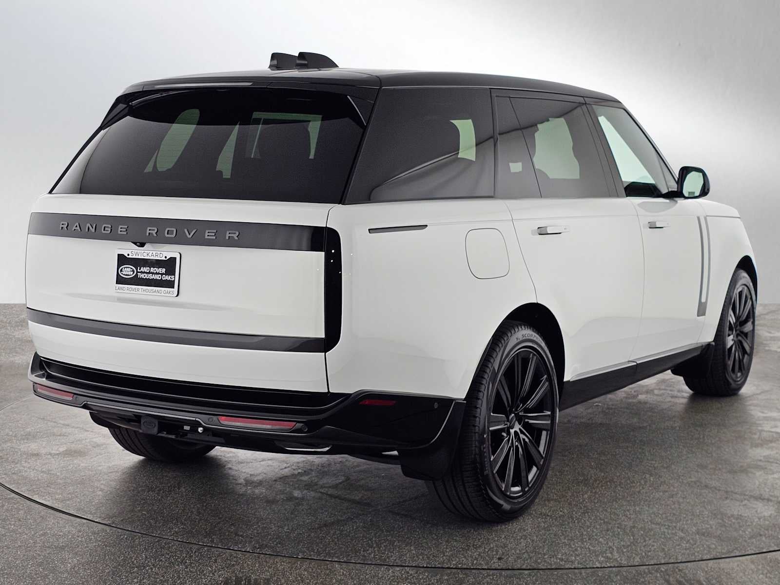 2026 Land Rover Range Rover SE