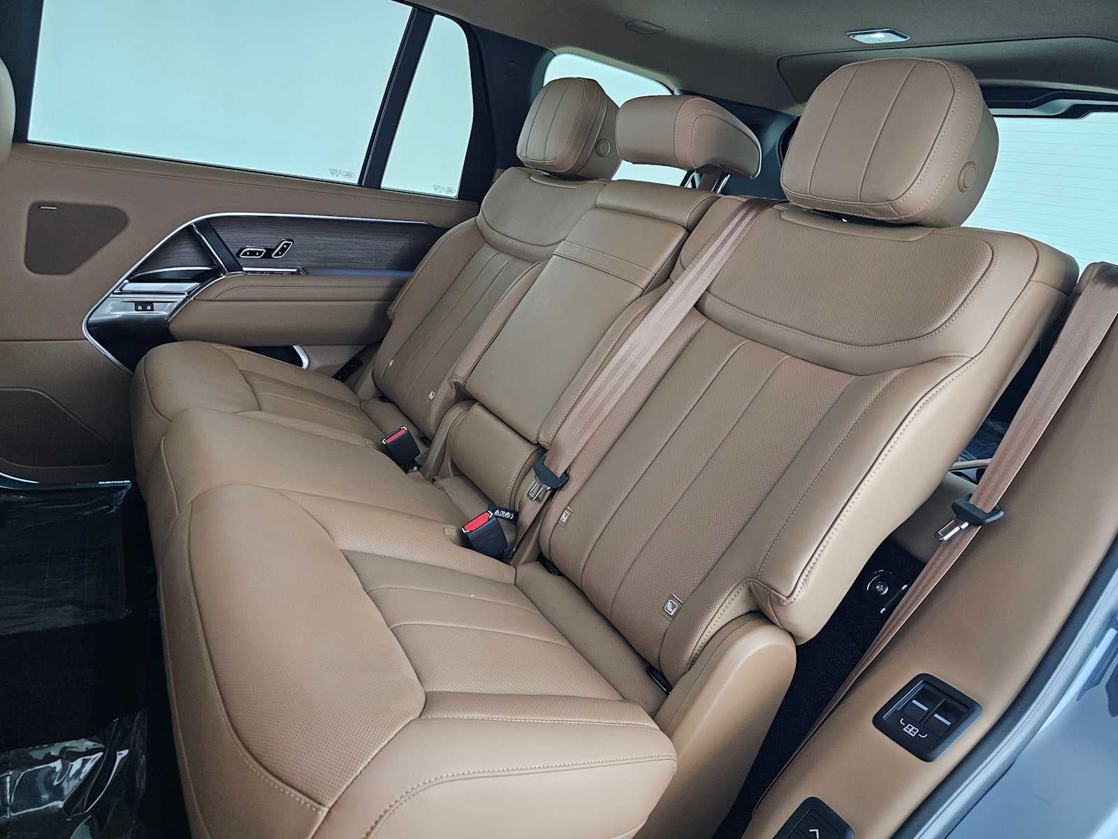 2026 Land Rover Range Rover SE