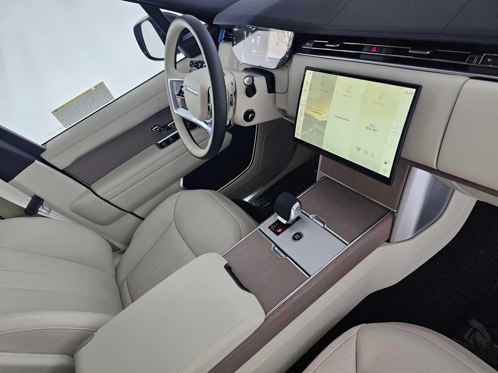 2026 Land Rover Range Rover SE