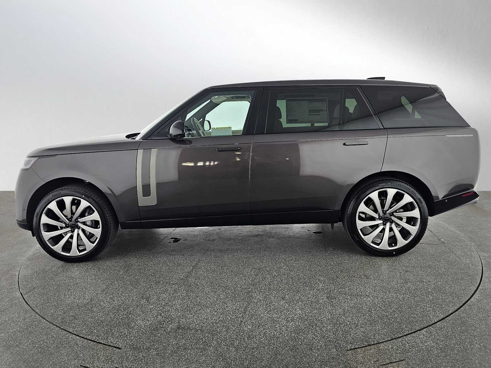 2026 Land Rover Range Rover SE