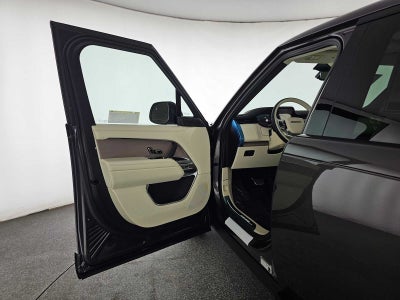 2026 Land Rover Range Rover SE