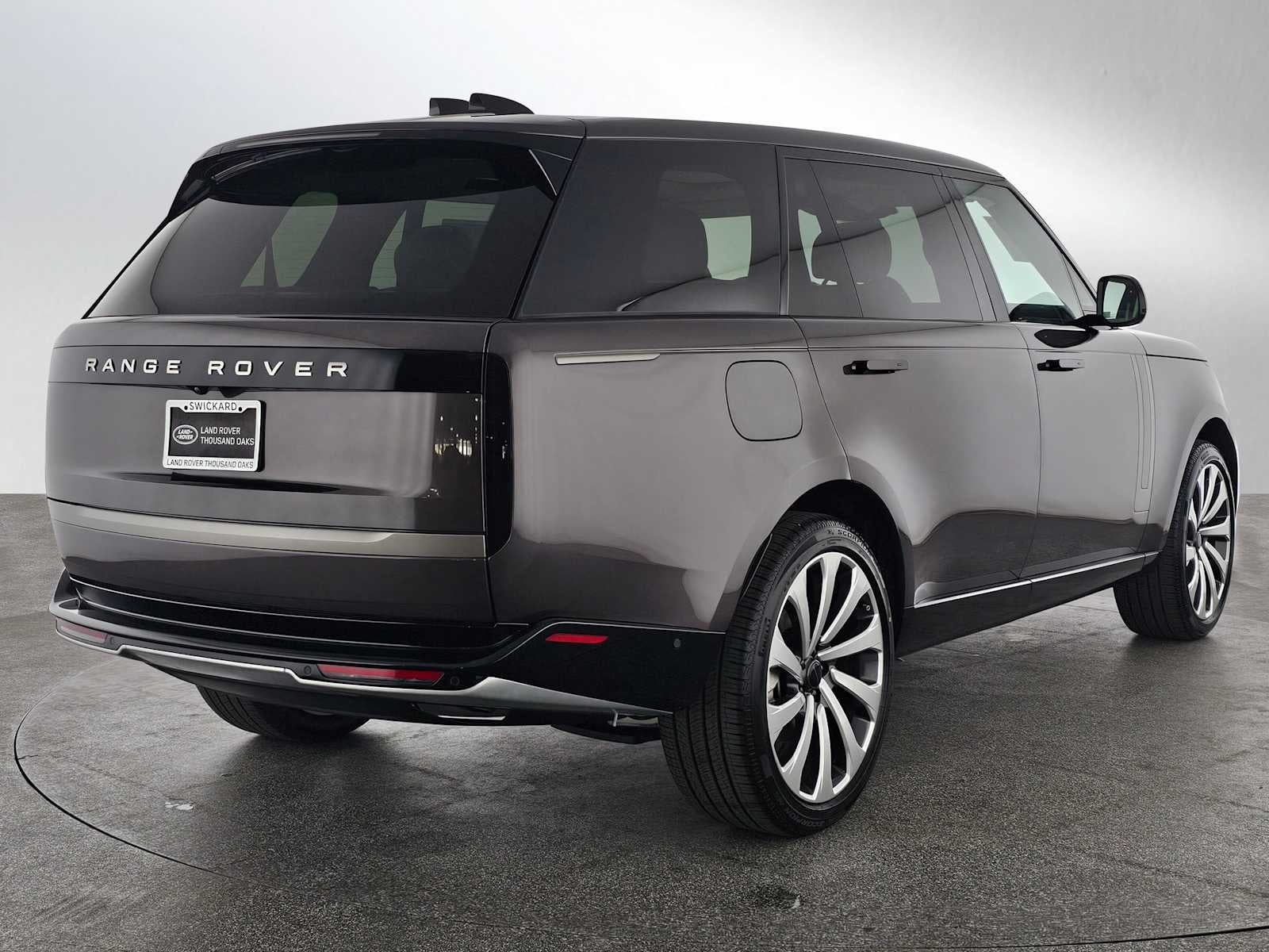 2026 Land Rover Range Rover SE