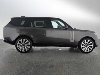 2026 Land Rover Range Rover SE