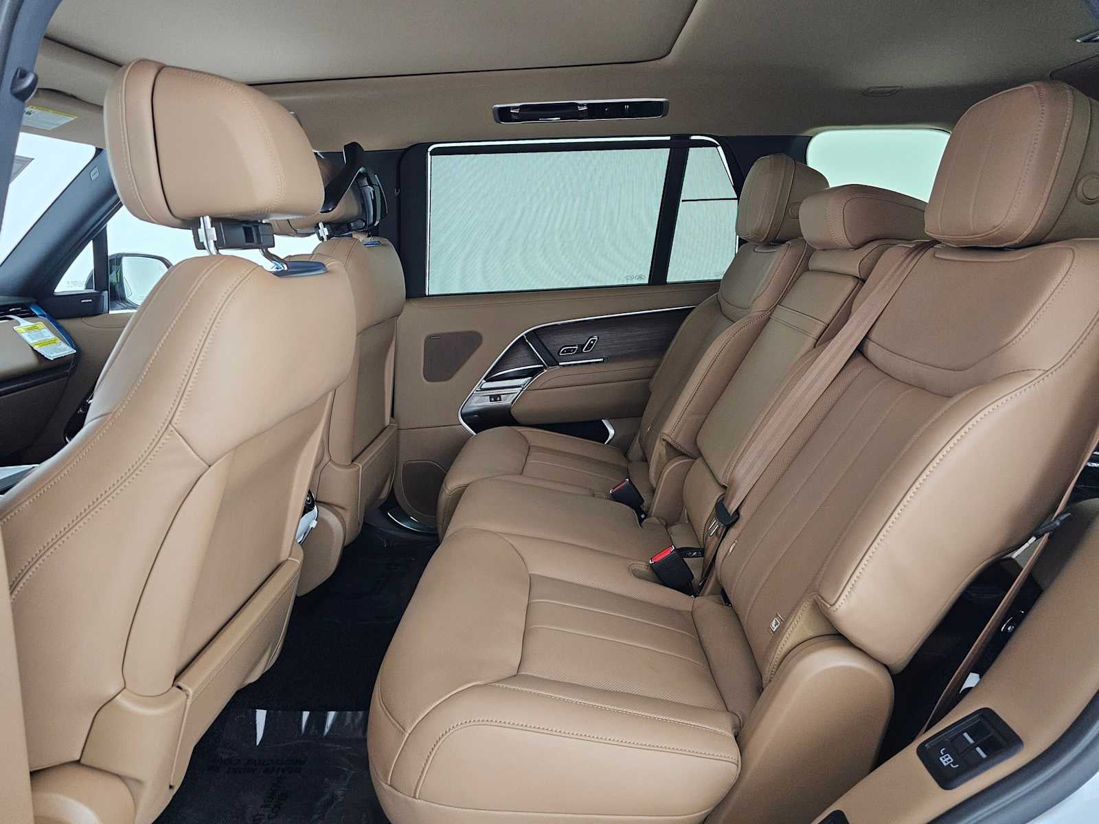 2026 Land Rover Range Rover SE