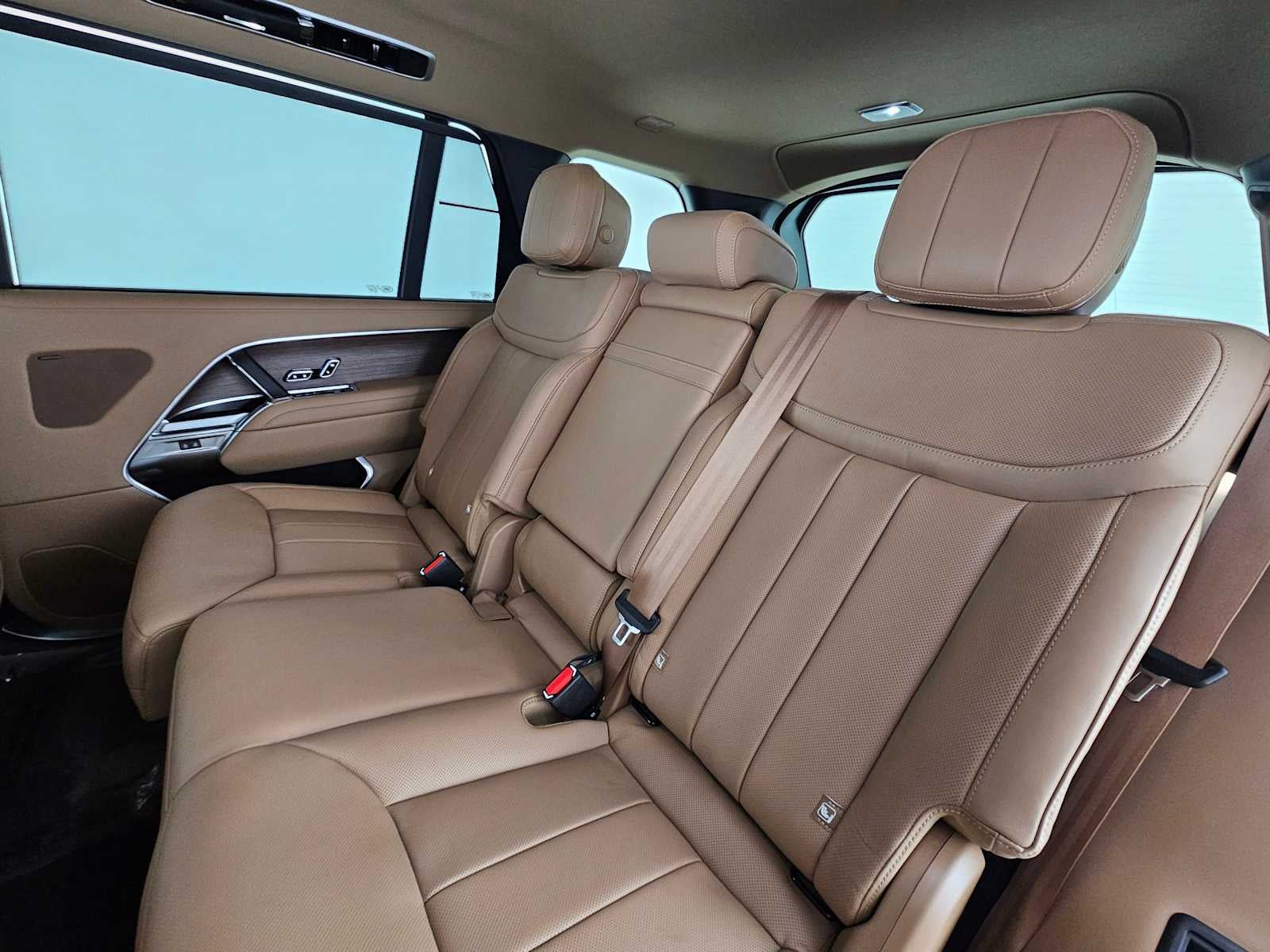 2026 Land Rover Range Rover SE
