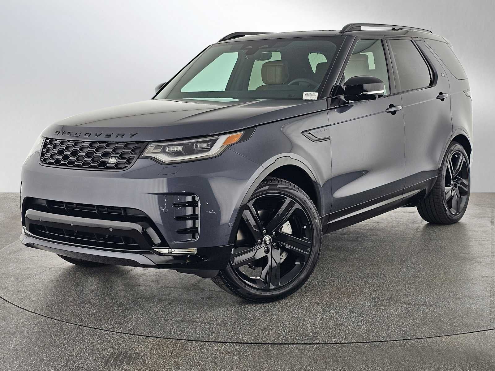 2026 Land Rover Discovery Dynamic SE