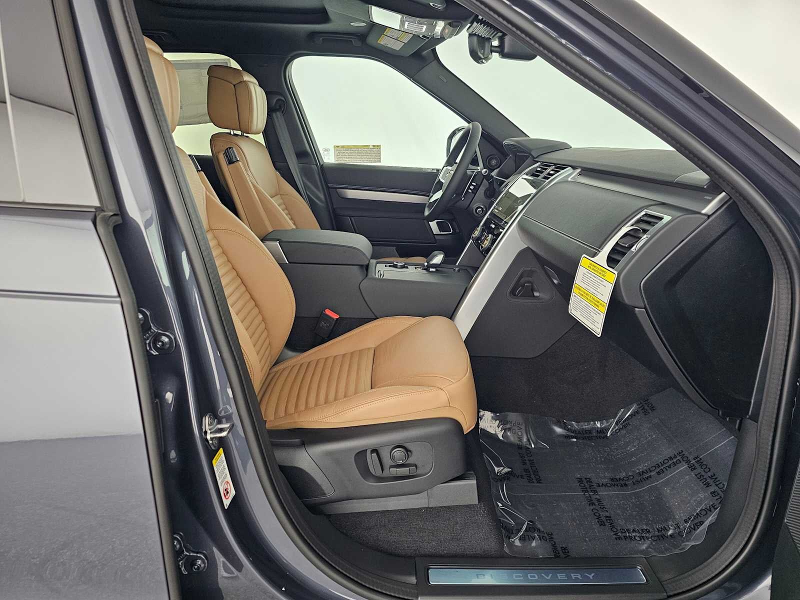 2026 Land Rover Discovery Dynamic SE