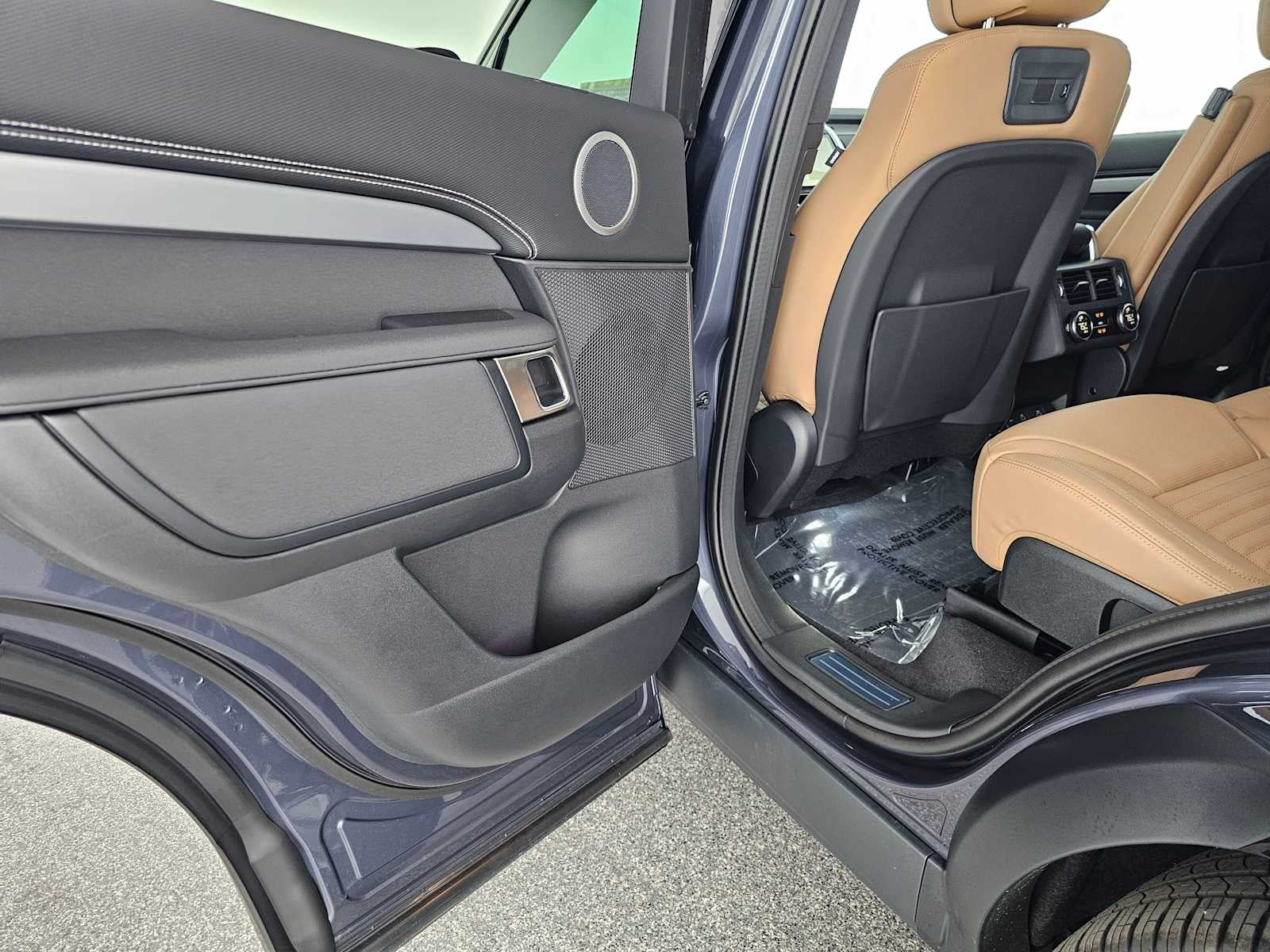 2026 Land Rover Discovery Dynamic SE