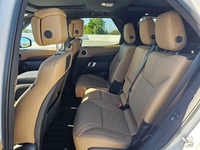 2023 Land Rover Discovery HSE R-Dynamic