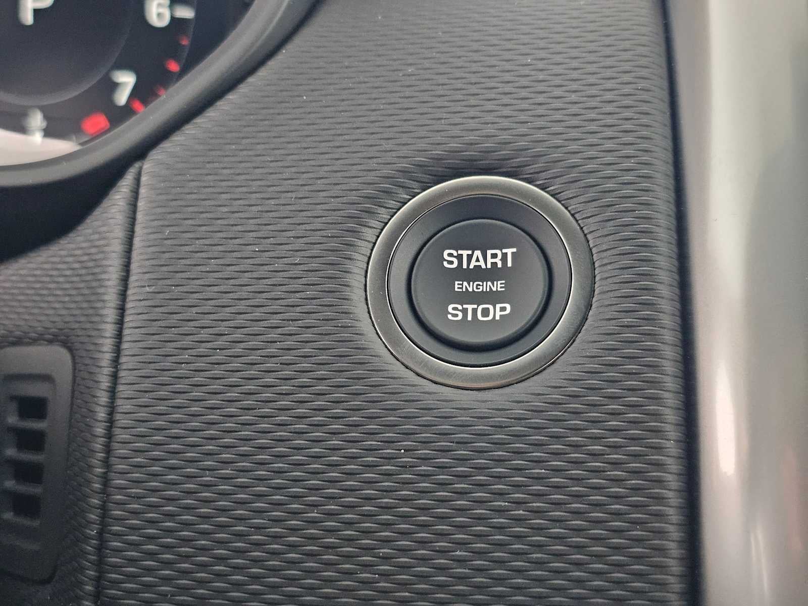 2026 Land Rover Discovery Gemini Edition