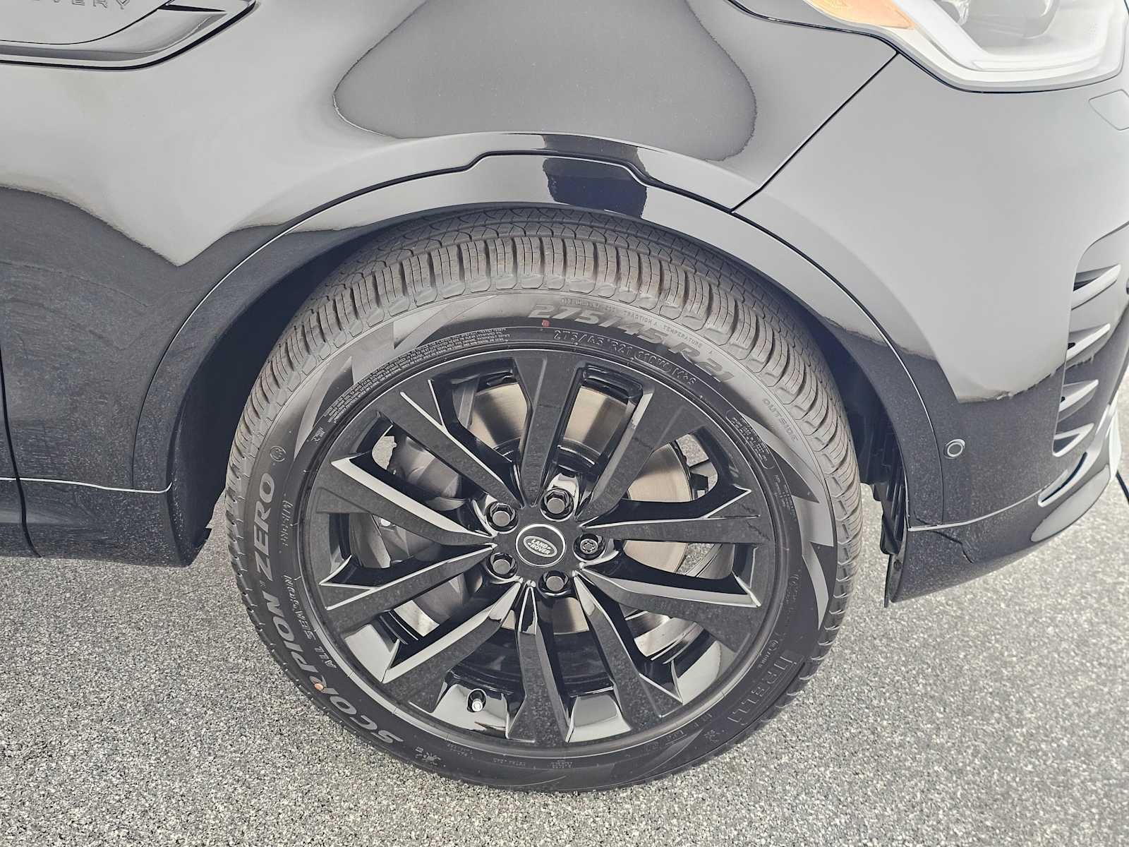 2026 Land Rover Discovery Gemini Edition