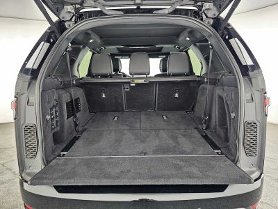 2024 Land Rover Discovery Metropolitan Edition