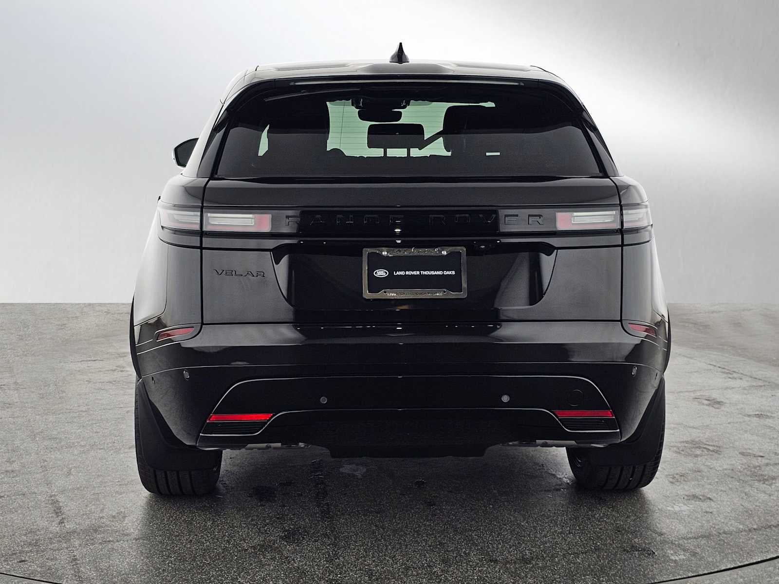 2026 Land Rover Range Rover Velar Dynamic SE