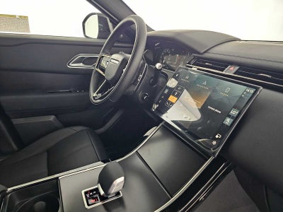 2026 Land Rover Range Rover Velar Dynamic SE