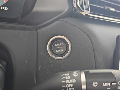 2026 Land Rover Range Rover Velar Dynamic SE