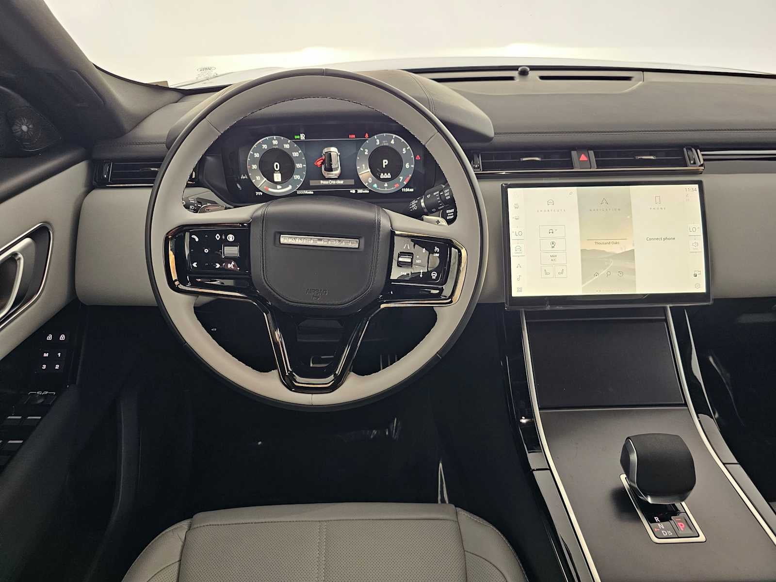 2026 Land Rover Range Rover Velar Dynamic SE