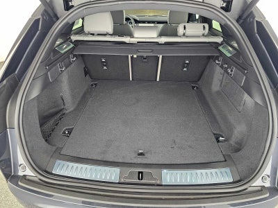 2026 Land Rover Range Rover Velar Dynamic SE