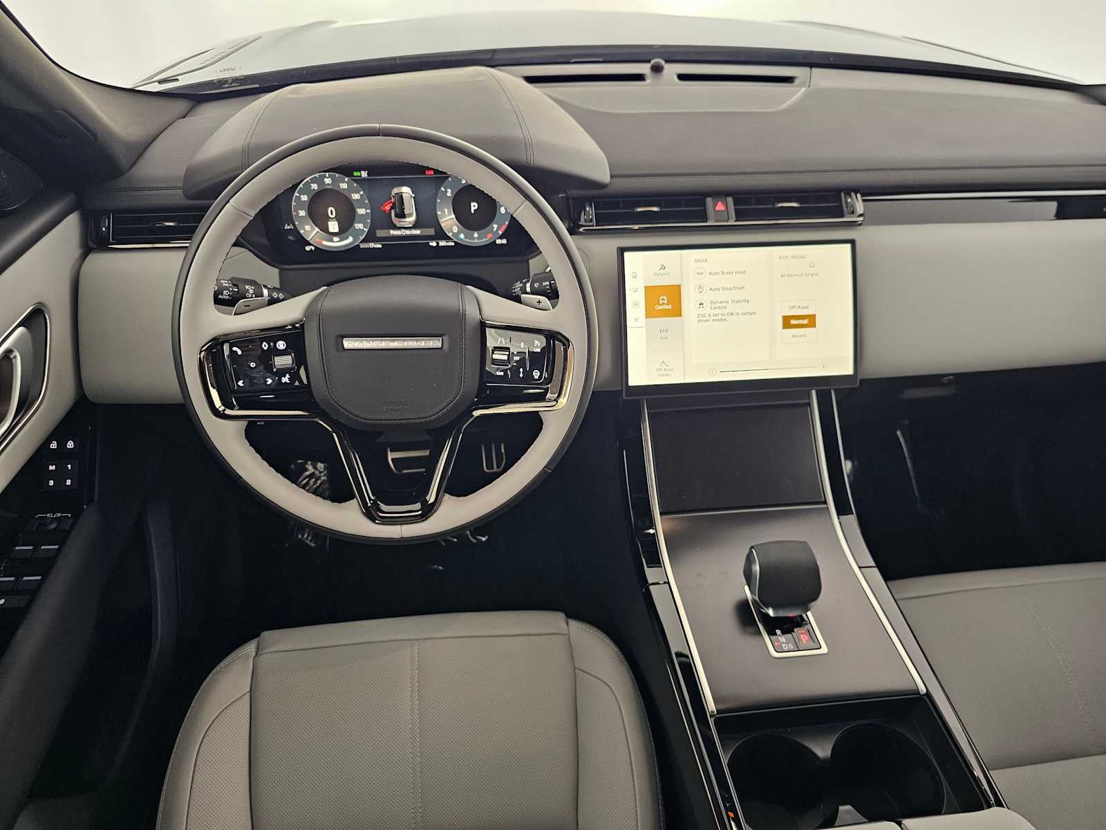 2026 Land Rover Range Rover Velar Dynamic SE