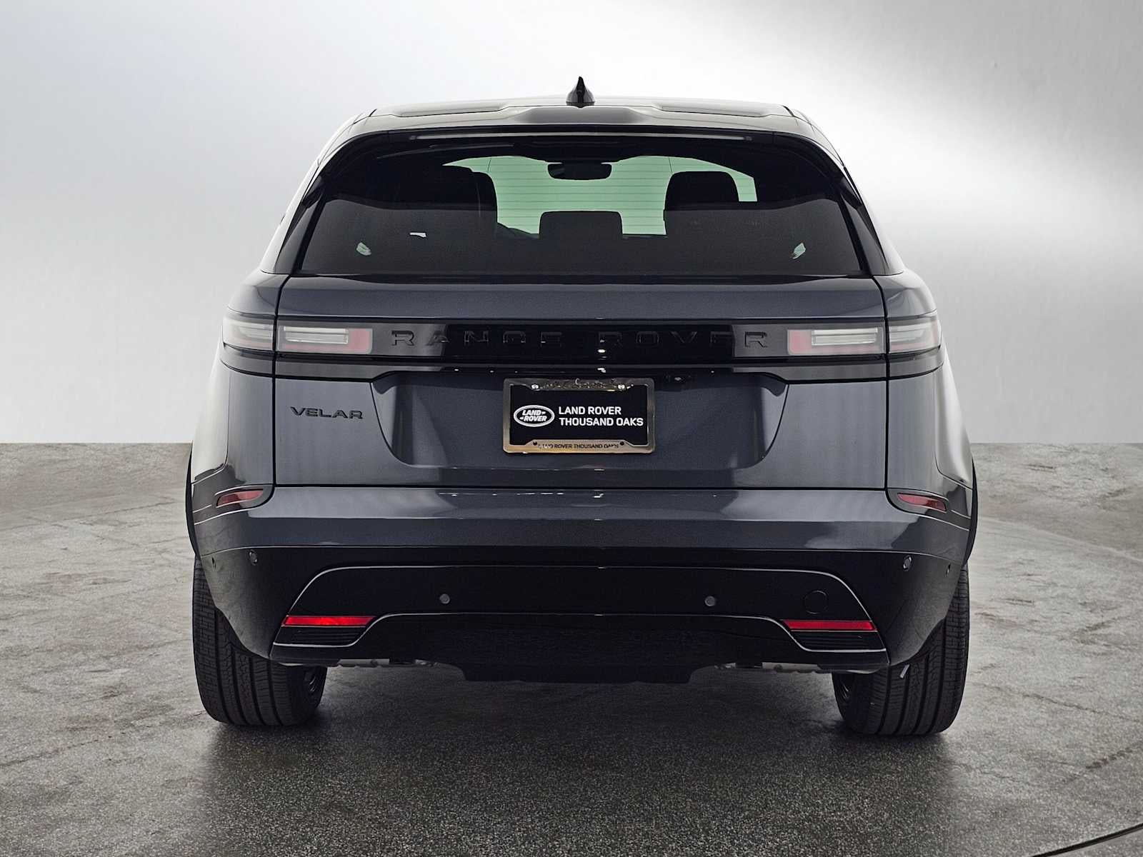 2026 Land Rover Range Rover Velar Dynamic SE