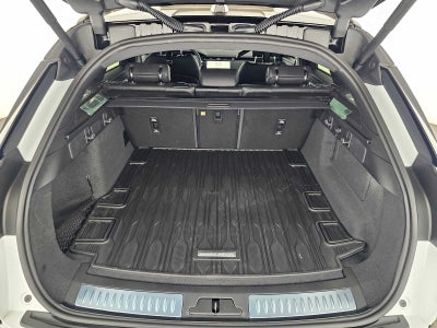 2026 Land Rover Range Rover Velar Dynamic SE