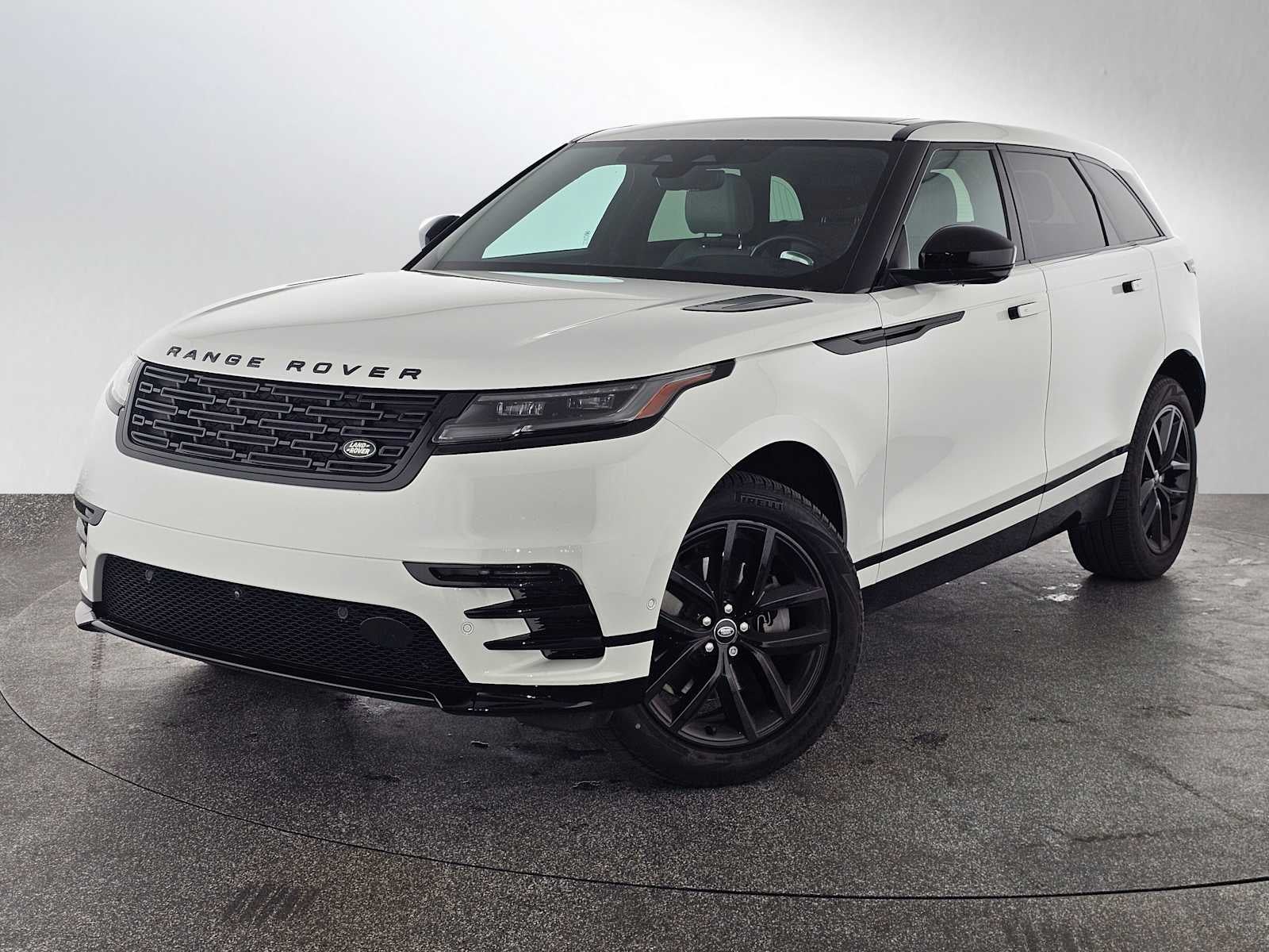 2024 Land Rover Range Rover Velar Dynamic SE