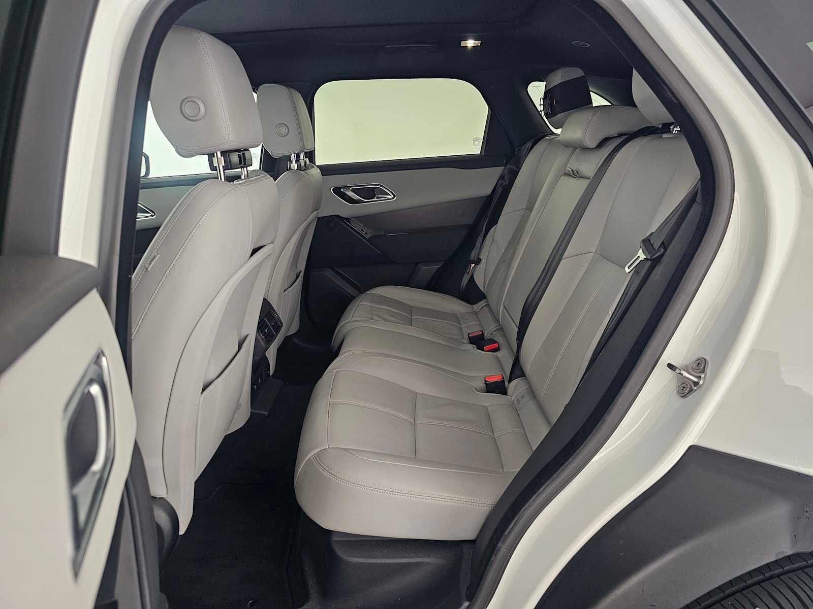 2024 Land Rover Range Rover Velar Dynamic SE