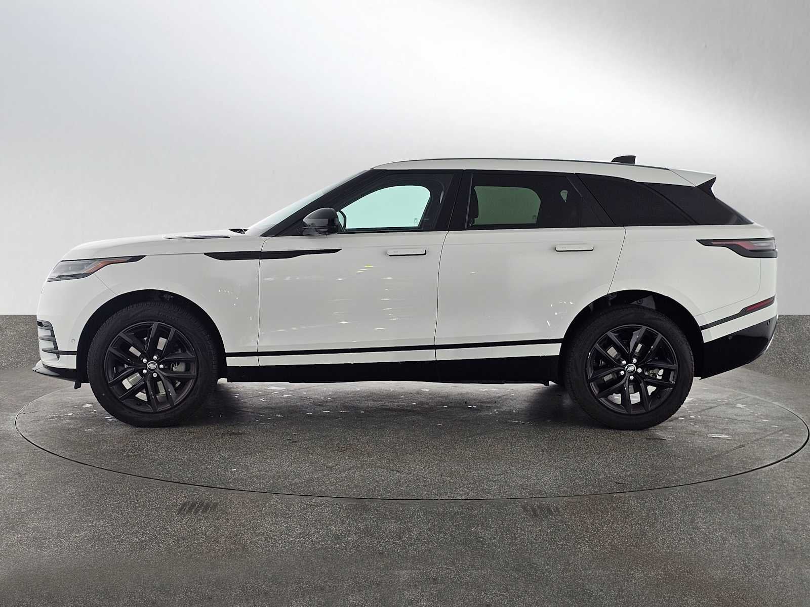 2024 Land Rover Range Rover Velar Dynamic SE