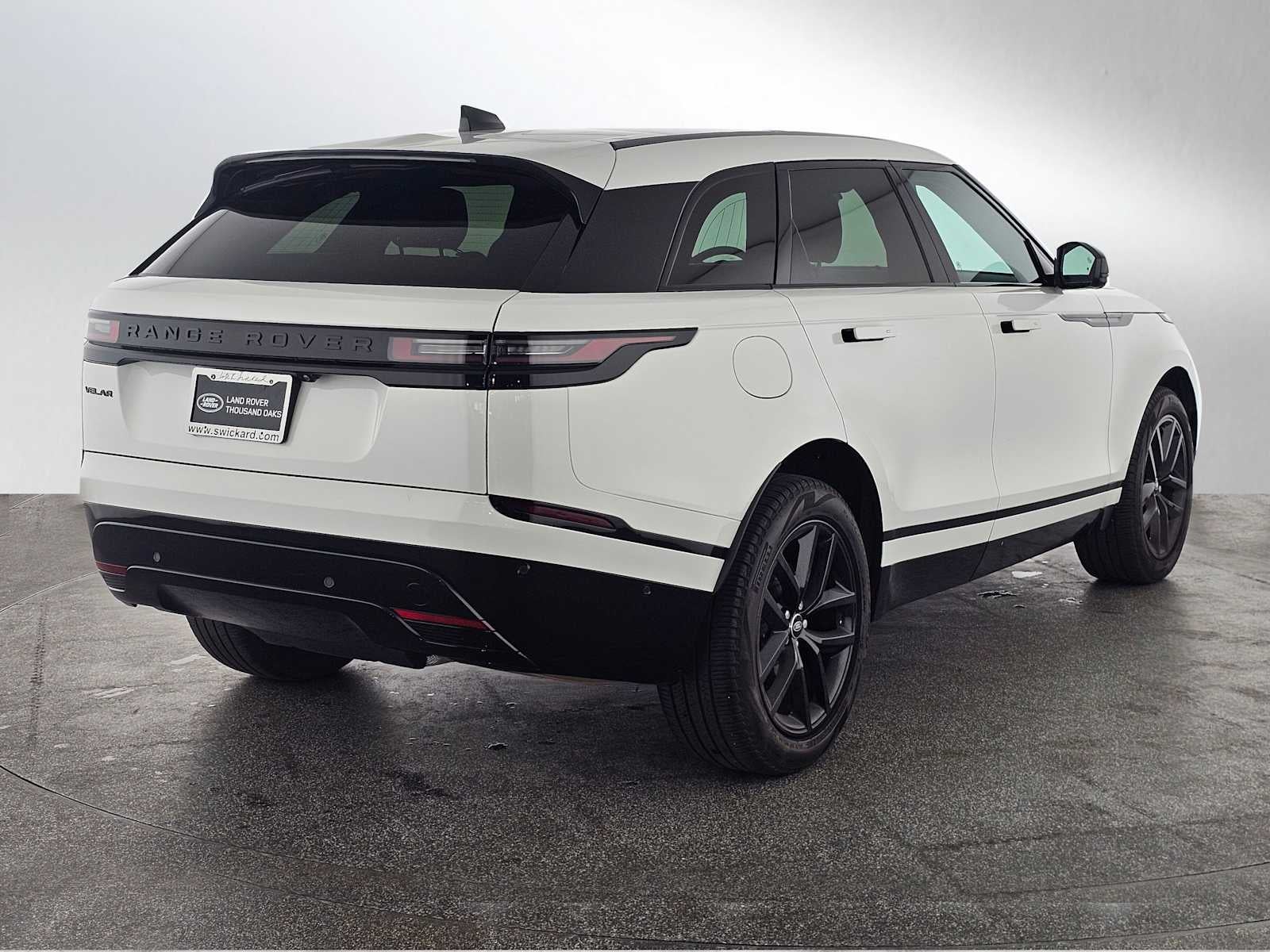 2024 Land Rover Range Rover Velar Dynamic SE