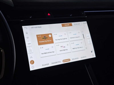 2026 Land Rover Range Rover Velar Dynamic SE