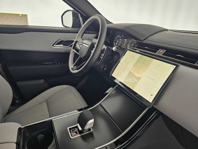 2026 Land Rover Range Rover Velar Dynamic SE
