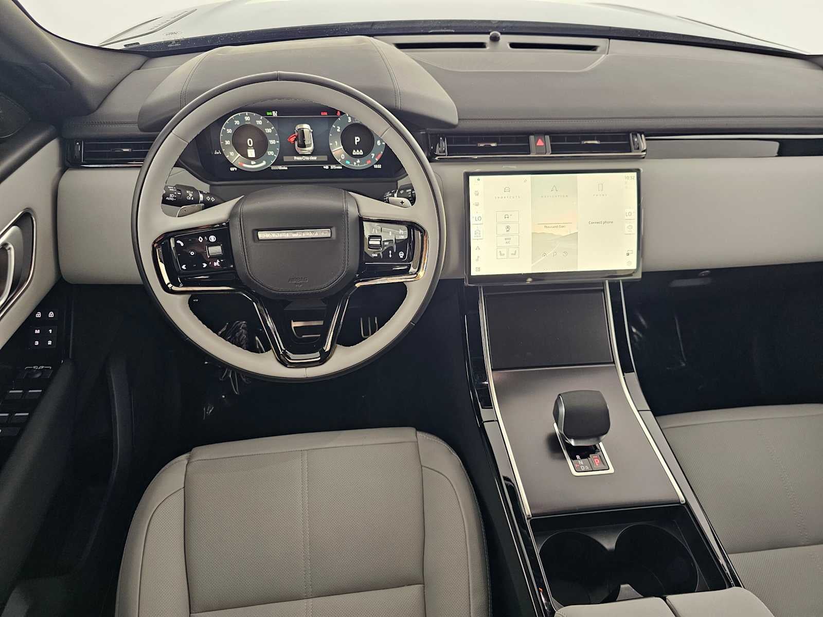 2026 Land Rover Range Rover Velar Dynamic SE