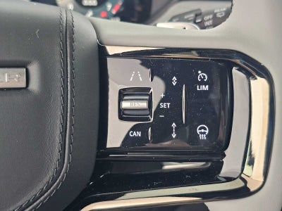 2026 Land Rover Range Rover Velar Dynamic SE