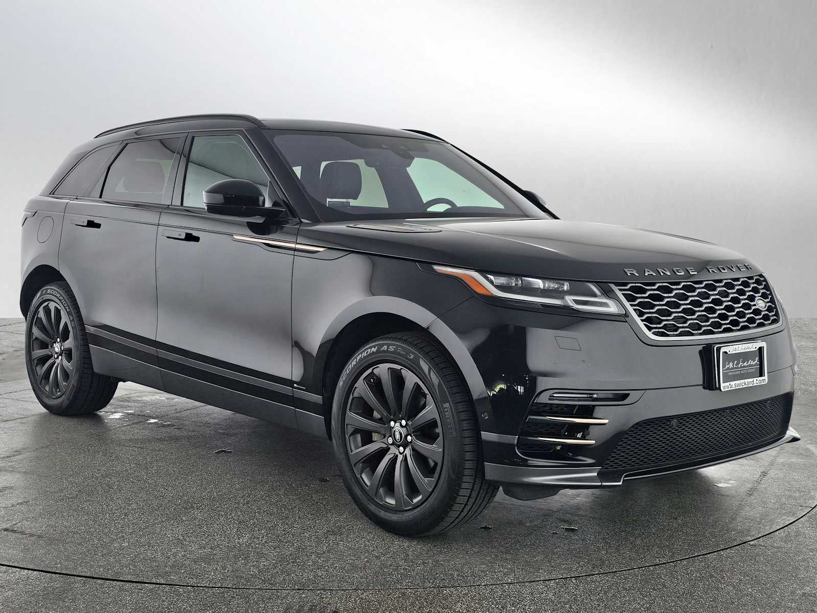 2018 Land Rover Range Rover Velar R-Dynamic SE