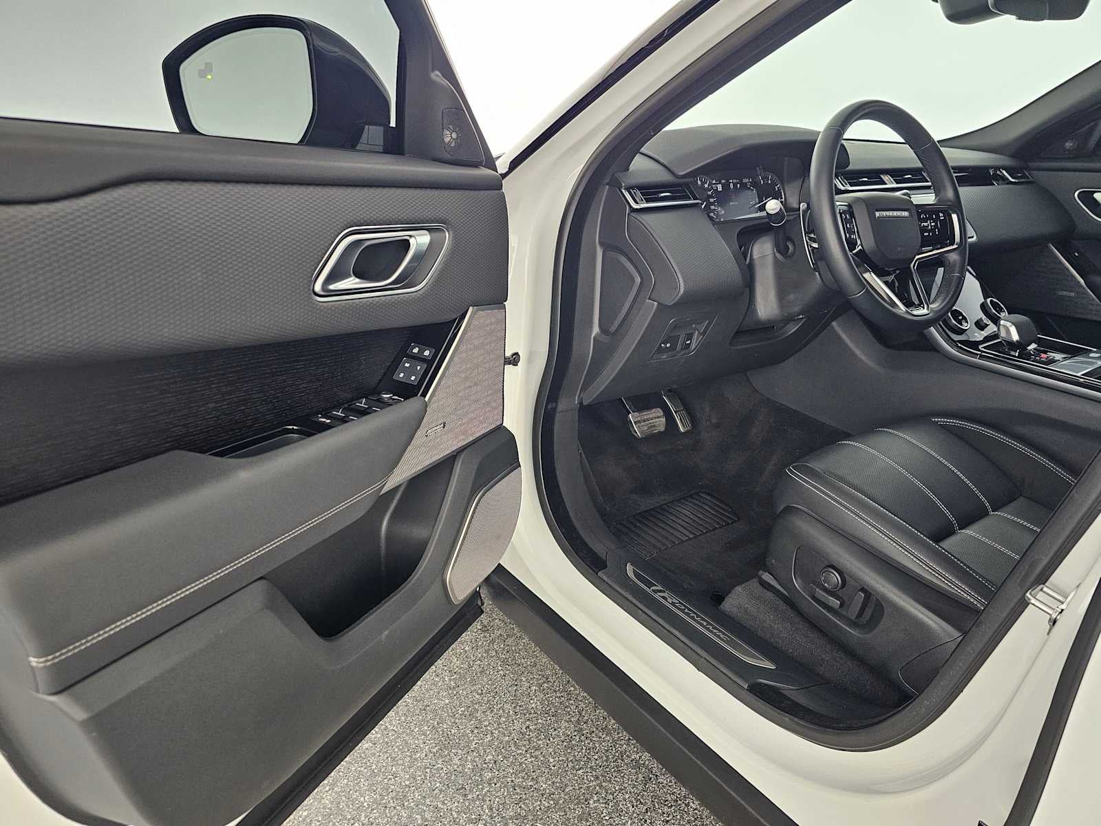 2023 Land Rover Range Rover Velar R-Dynamic S