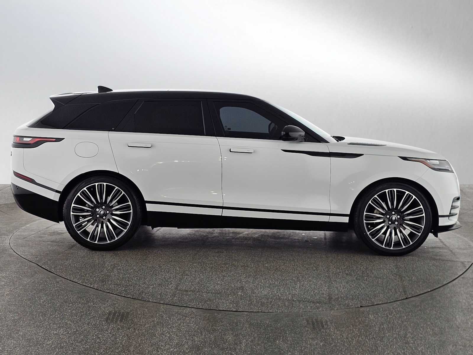 2023 Land Rover Range Rover Velar R-Dynamic S
